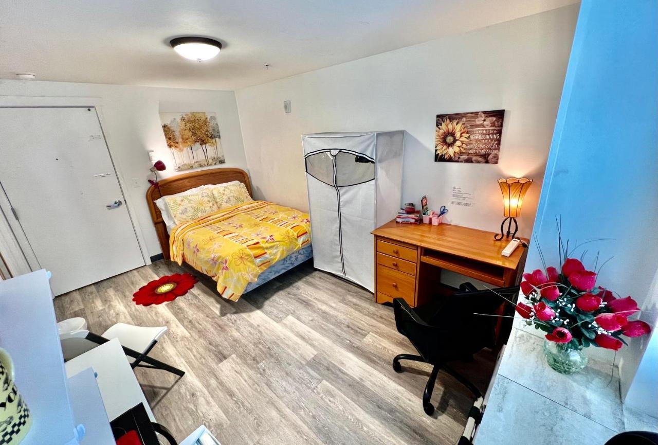 Micro Studio Apartment 10 Minutes Walk To University Of Washington Seattle Exterior photo